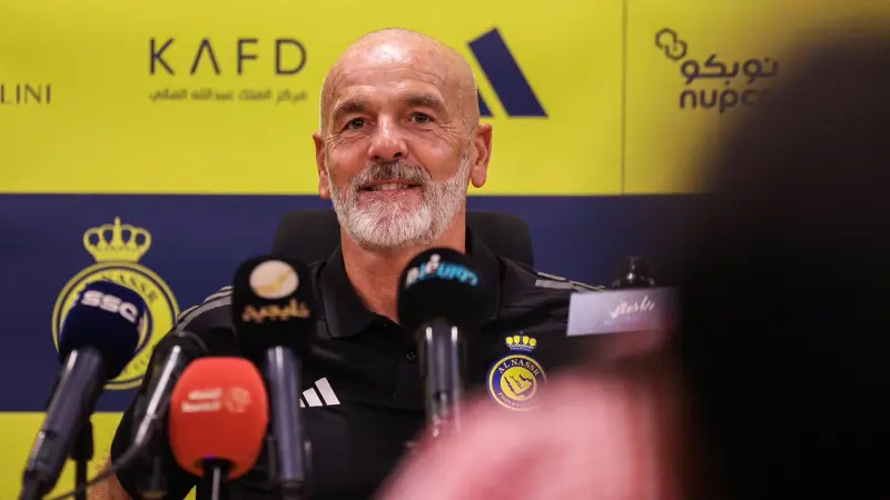 ماذا قال بيولي في مؤتمره الأول مع نادي النصر؟