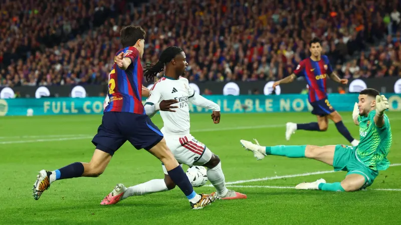 برشلونة يعود إلى أرض الواقع.. خسارتان تكشفان عيوب فريق فليك