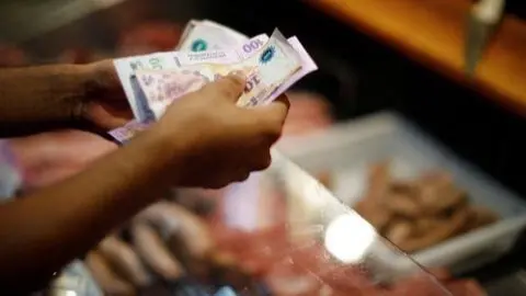 ترتيب اقتصاد الأرجنتين.. أزمات مستمرة ودعم من صندوق النقد