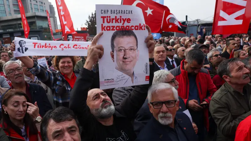 تركيا: النيابة تطالب بسجن إمام أوغلو لأكثر من 2,000 عام