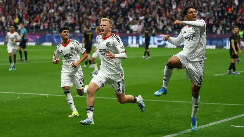 نتائج مباريات اليوم في الدوري الألماني - فرانكفورت يُفرط في انتصار ثمين