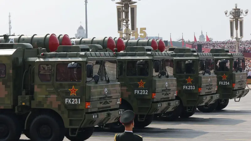 العرض العسكري الصيني 2025 يتصدر محركات البحث