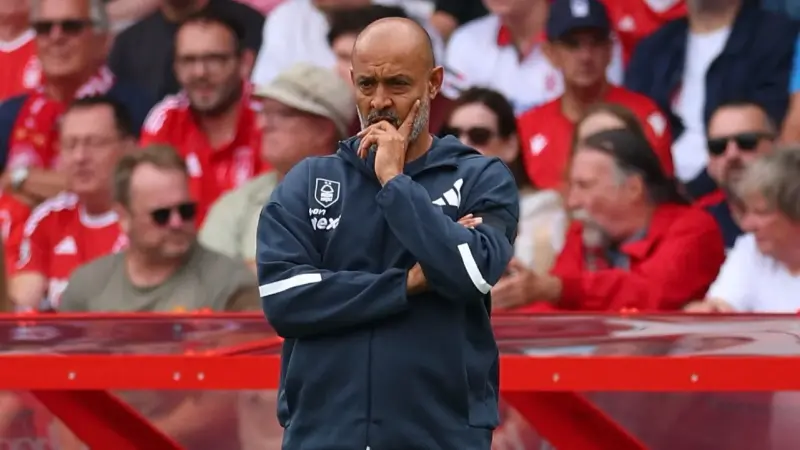 نوتنغهام فورست يعلن رحيل المدرب نونو سانتو.. وبوستيكوغلو الأقرب لخلافته