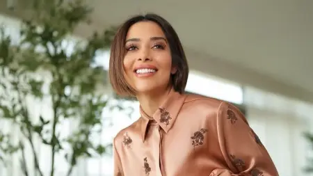 related_news_inside_blogsفيديو - بلقيس فتحي تؤدي أغنية فيروز "لبيروت" تضامنا مع لبنان