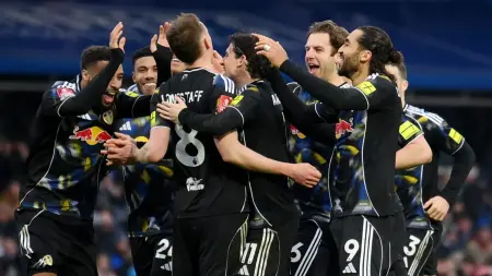 related_news_inside_blogsكأس الاتحاد الإنجليزي - الكبار يتفادون المفاجآت ويتأهلون إلى ثمن النهائي