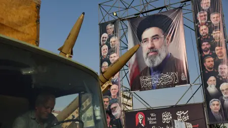 بوصلة طهران المعطوبة.. ملامح الانتحار الإستراتيجي