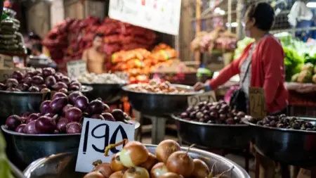 related_news_inside_blogsتقرير يحذّر: أزمة خبز تهدد العالم بسبب إغلاق مضيق هرمز