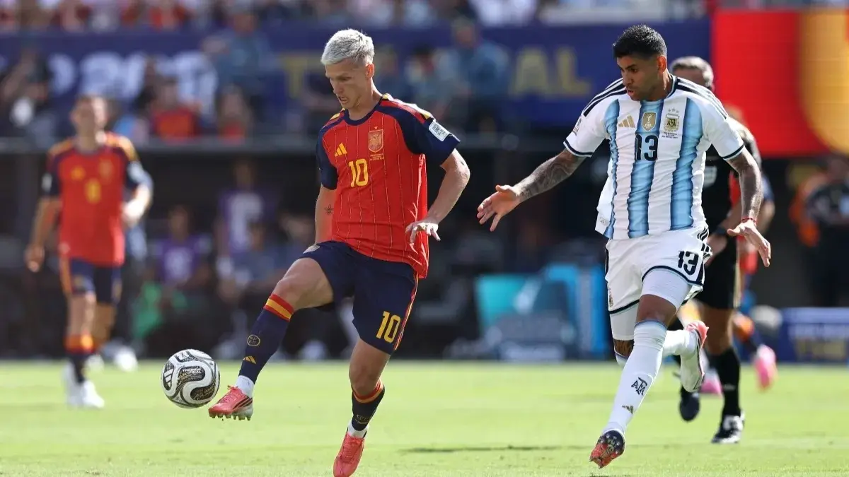داني أولمو فاز مع إسبانيا بكأس العالم 2026 (رويترز) داني أولمو فاز مع إسبانيا بكأس العالم 2026 (رويترز)