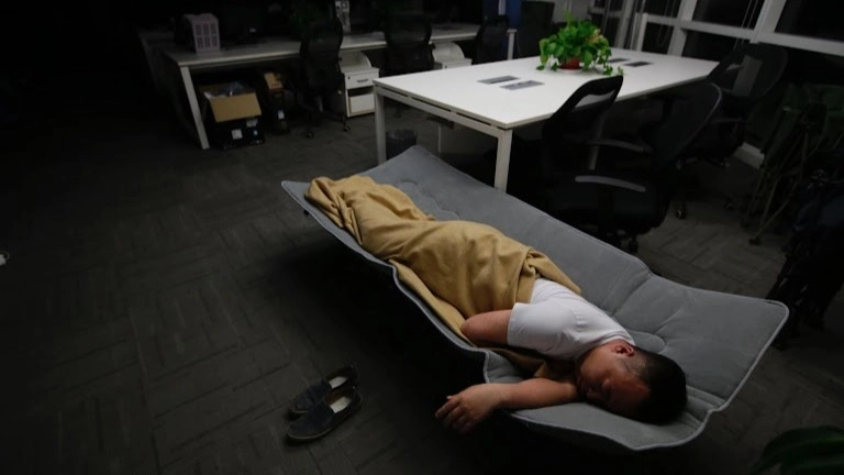 دراسة: جودة النوم تبدأ من الأمعاء وليس الدماغ 