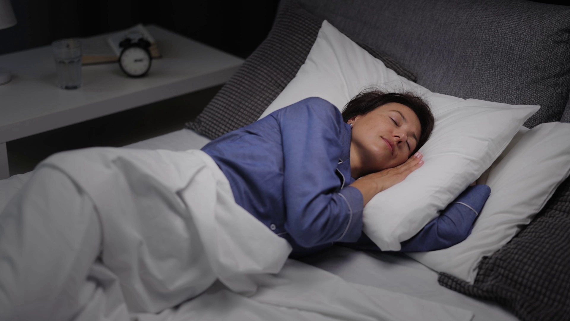 هذا العارض خلال النوم ينذر بالإصابة بالسرطان 