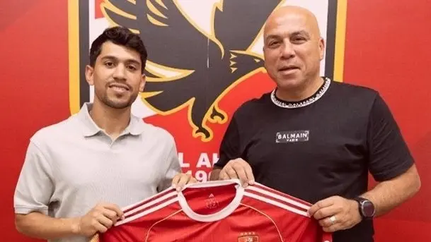 محمد شكري يطلب الرحيل عن النادي الأهلي