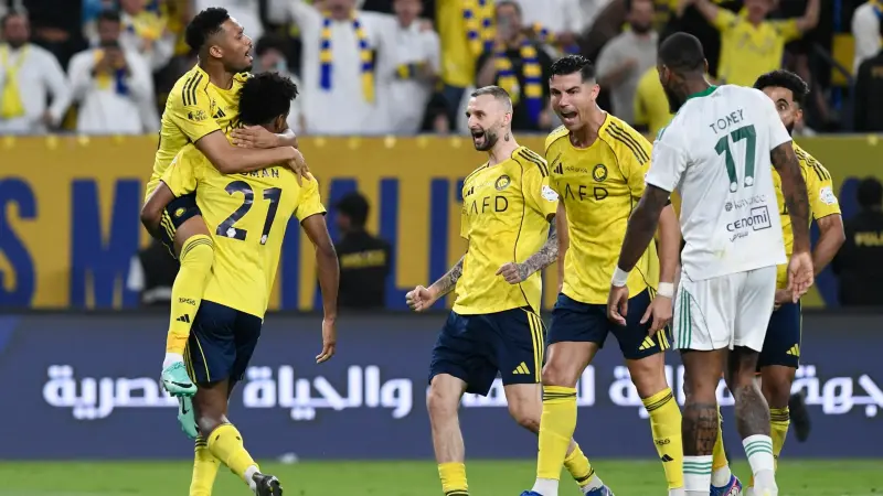 القنوات الناقلة لمباراة النصر ضد القادسية اليوم في الدوري السعودي مع الموعد