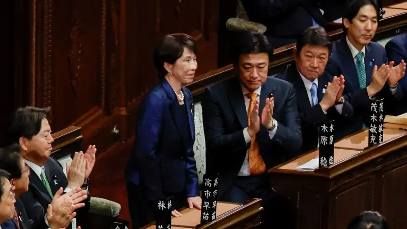 بعد انتخابها رسميا.. هذه هي العقبة الأولى التي تواجه رئيسة وزراء اليابان