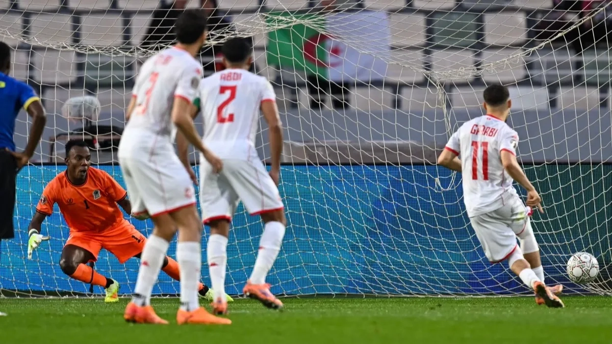 جدول مواعيد مباريات اليوم السبت 03/01/2026 والقنوات الناقلة والمعلقين 