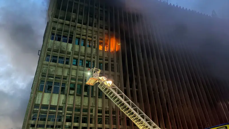 وقف التداول في البورصة المصرية بسبب حريق سنترال رمسيس