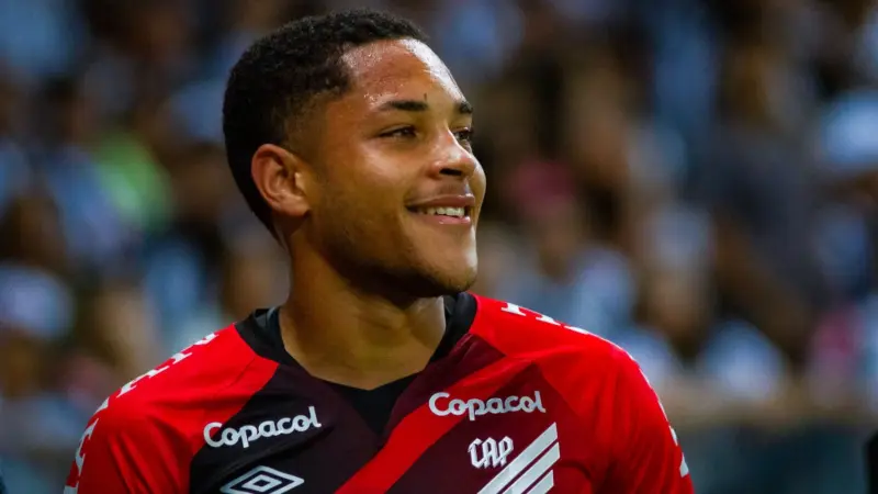 برشلونة يخطف جوهرة برازيلية