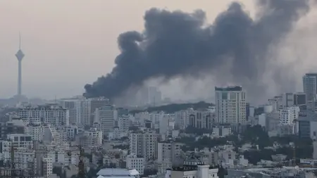 related_news_inside_blogsفيديو - على غرار العراق وأفغانستان.. هل تستعد القوات الأميركية لاجتياح بري بإيران؟