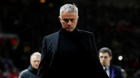 related_news_inside_blogsفيديو - مدرب ريال مدريد الجديد.. جوزيه مورينيو يهنئ بيريز على فوزه بالانتخابات