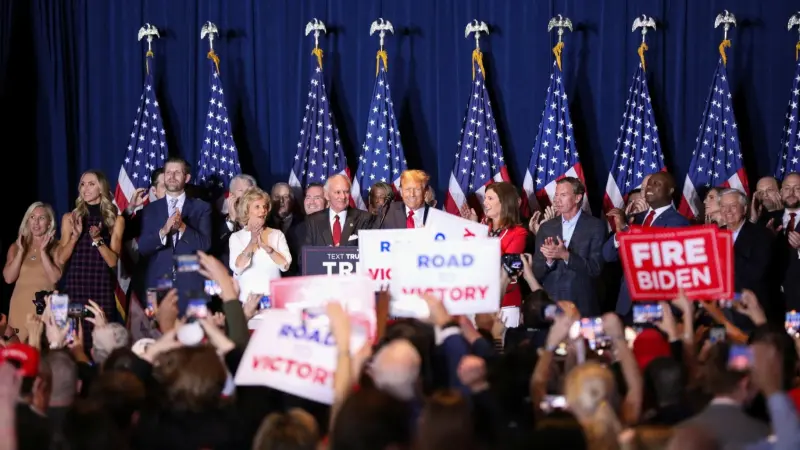 ترامب يفوز بالانتخابات الرئاسية التمهيدية في ساوث كارولاينا