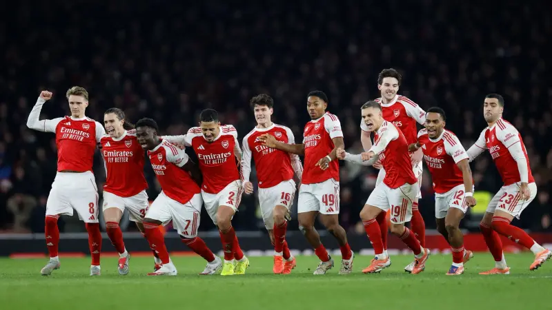 القنوات الناقلة لمباراة أرسنال ضد برايتون اليوم في الدوري الإنجليزي مع الموعد