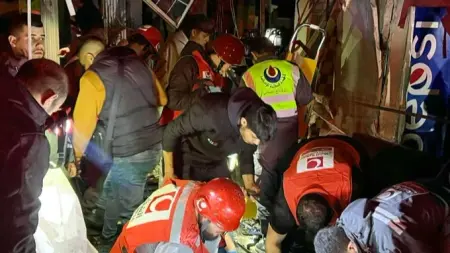 related_news_inside_blogsقتلى وجرحى بغارة إسرائيلية على مدينة صيدا جنوب لبنان