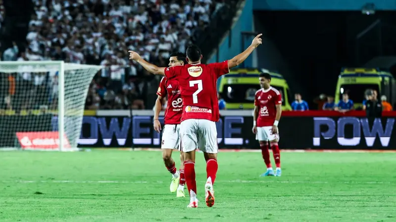 فيديو - تريزيغيه والشناوي.. هل دار خلاف حول ركلة جزاء الفوز بالقمة؟