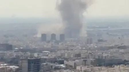 related_news_inside_blogsصورة - سماء طهران سوداء بعد الهجمات على منشآت نفطية