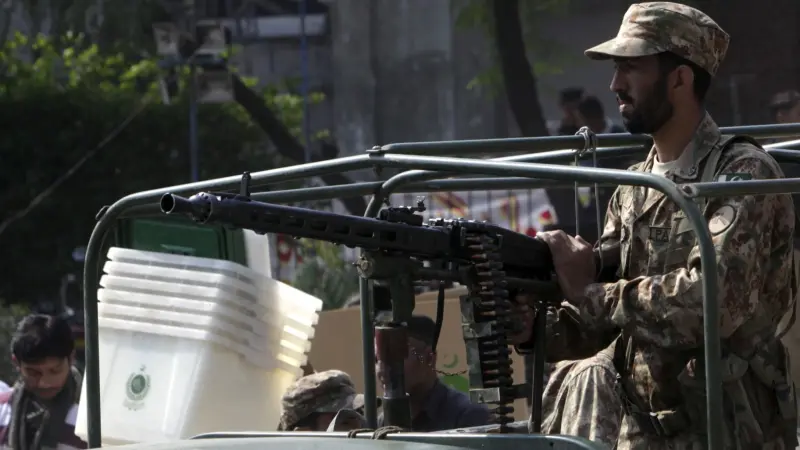 باكستان.. مقتل 10 من أفراد الأمن في هجوم على مركز شرطة