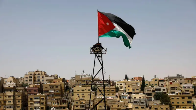 الأردن يعترض 5 صواريخ إيرانية ويحبط هجوما على المملكة