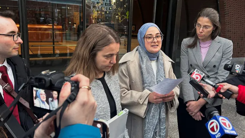 محكمة أميركية توقف إجراءات ترحيل طالبة جامعة مؤيدة للفلسطينيين