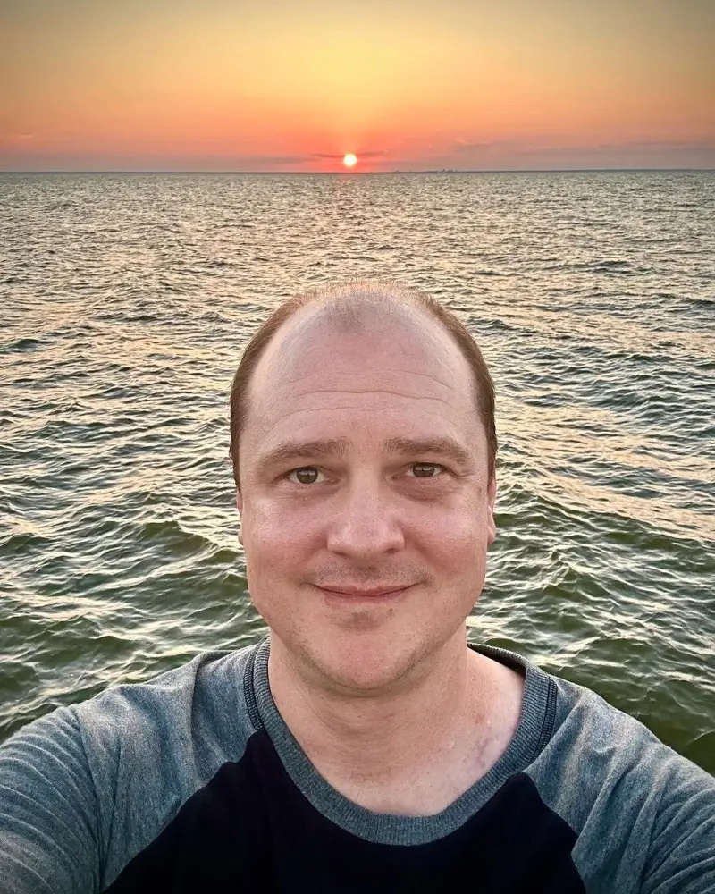 مايك فلاناغان مخرج الفيلم مايك فلاناغان مخرج الفيلم