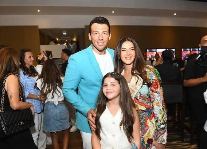 تدور قصة فيلم روكي الغلابة في إطار كوميدي أكشن