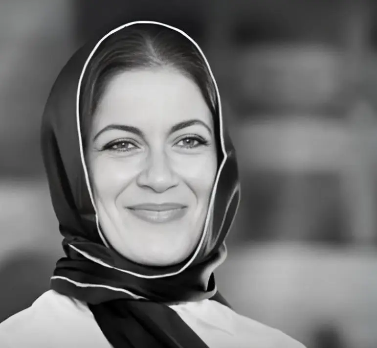 دينا شاكر دينا شاكر