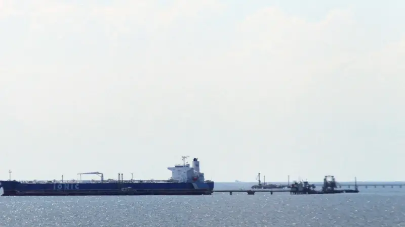 حصار بحري وصدمة مرتقبة.. تصعيد أميركي جديد ضد فنزويلا #أميركا 