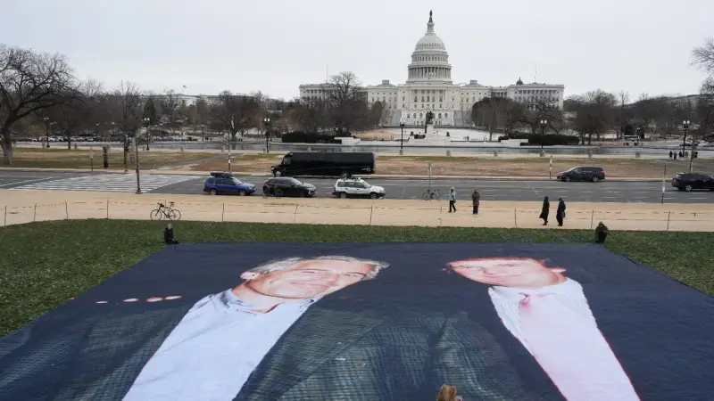 بعد حذفها.. لماذا أعيدت صورة ترامب إلى وثائق إبستين؟ #أميركا 