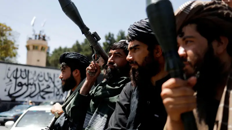 تحقيق: كسر تقليد الطاعة المطلقة داخل طالبان #أفغانستان 