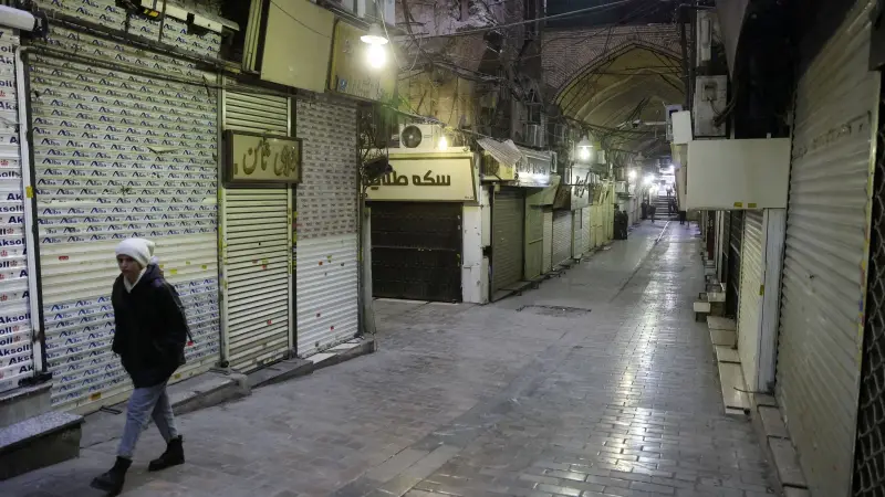 حملة أمنية مشددة يشنها النظام الإيراني لقمع الاحتجاجات 