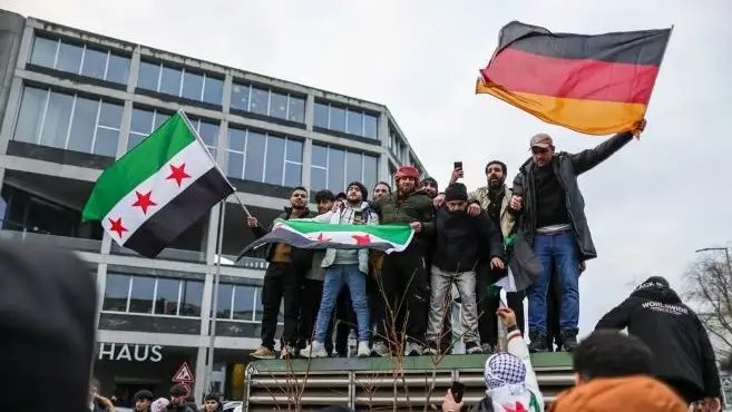 ترحيل بلا عودة.. لماذا رحّلت ألمانيا مغني سوري إلى دمشق؟ #سوريا 